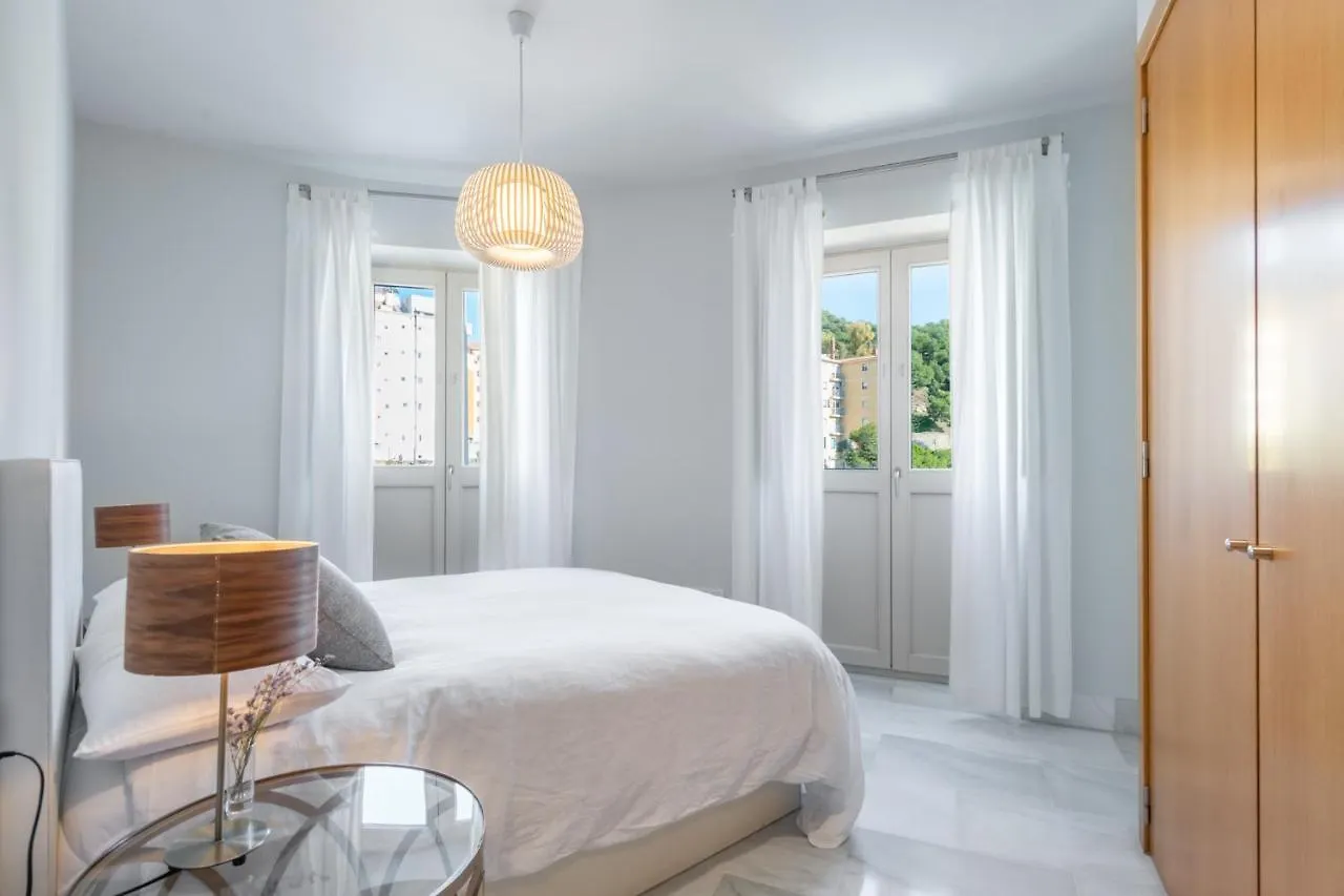 Apartamentos Pinar Malaga Centro 0*,