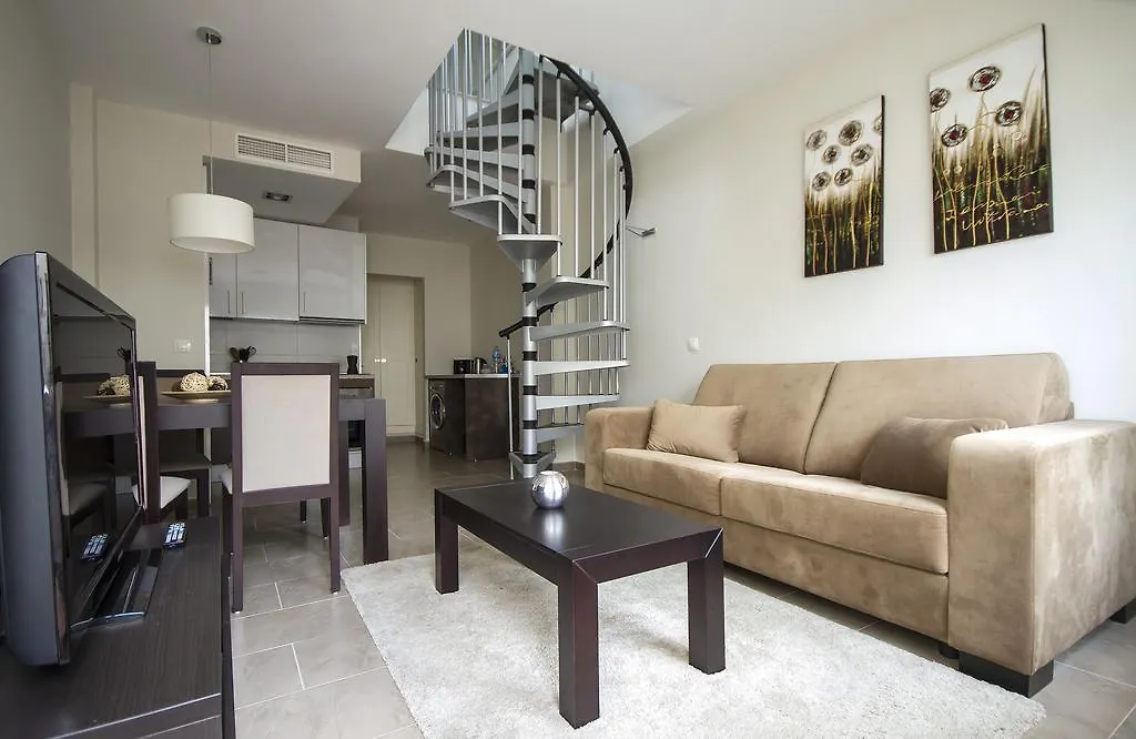 Apartamentos Pinar Malaga Centro 0*,