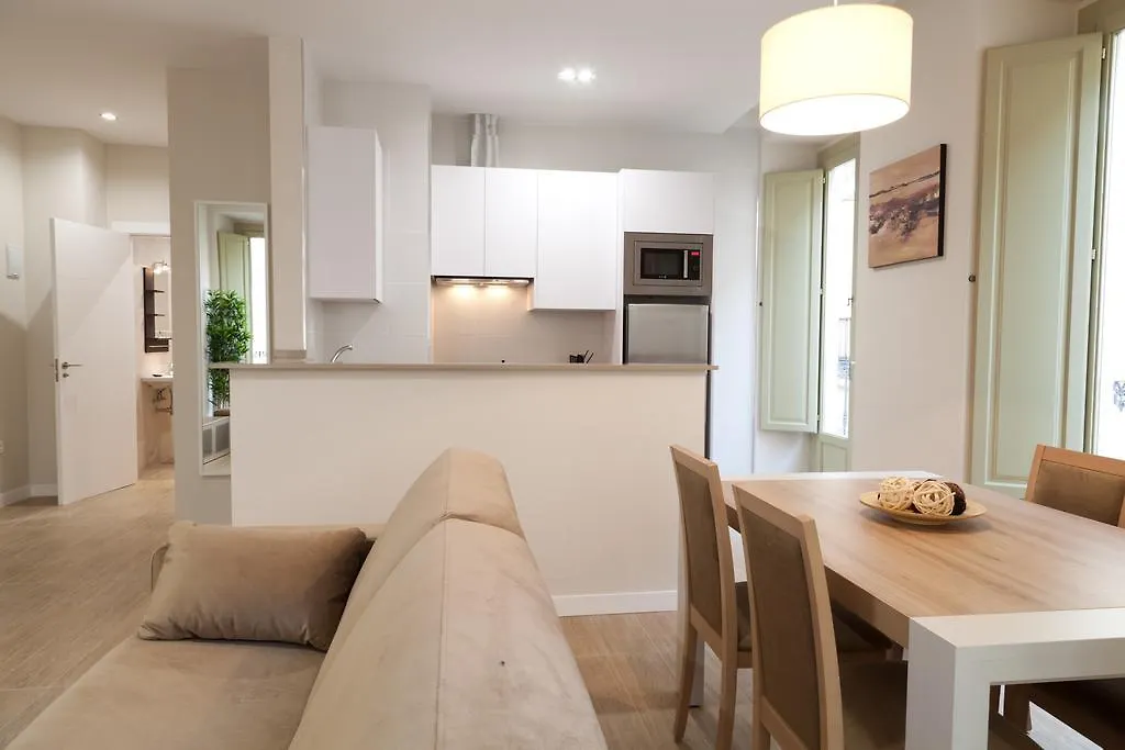 Apartamentos Pinar Malaga Centro 0*,  Spain