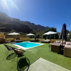 https://sunny-carmelito-deluxe.in-canary-islands.com